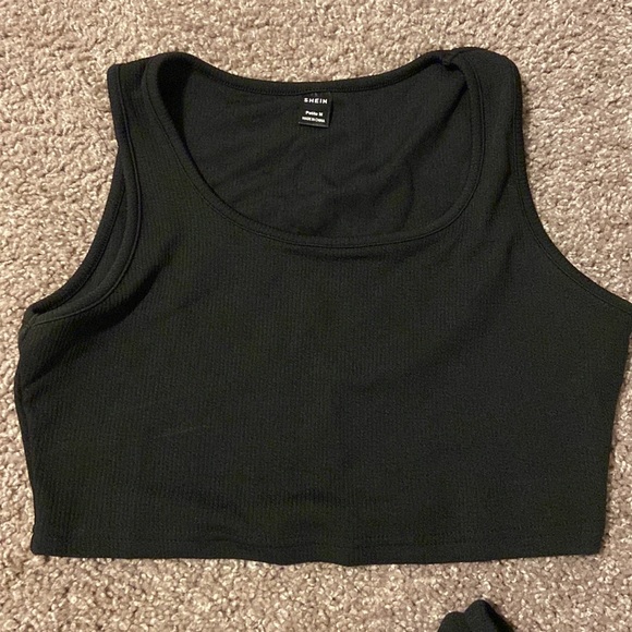 Black 2 piece set - Picture 2 of 3